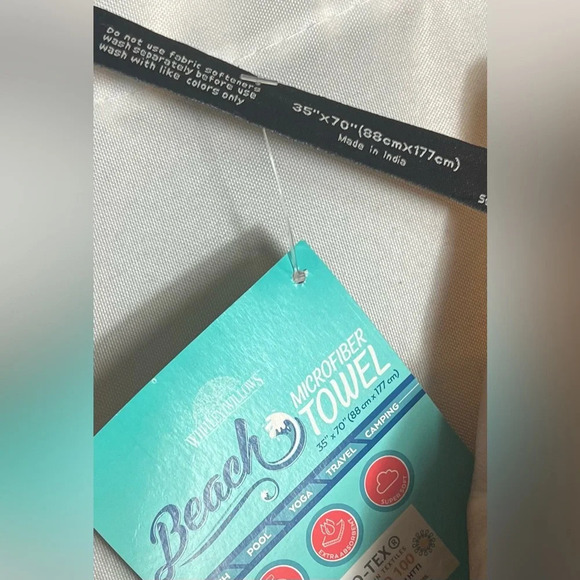 NWT Whitley Willows Microfiber Beach Towel Reversible 35" X 70 - Picture 4 of 8